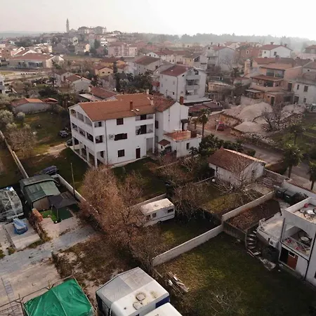 Apartment In Funtana/istrien 40430